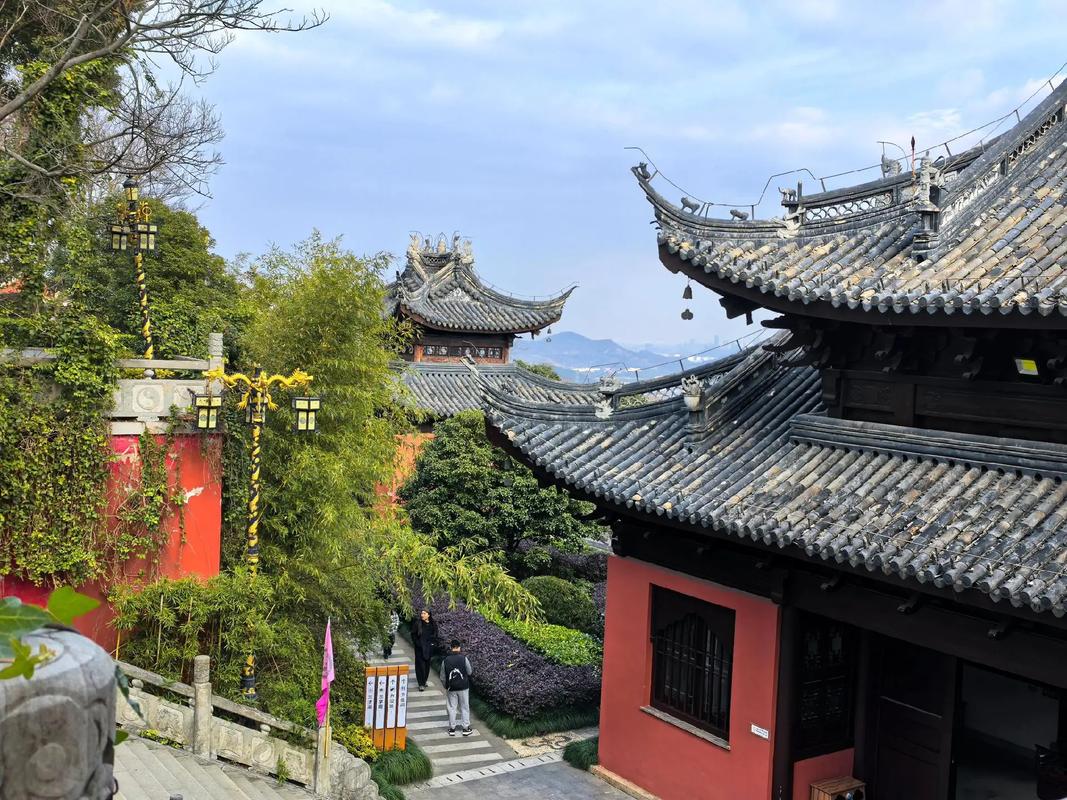 A Complete Guide to Three Famous Taoist Temples in Suzhou